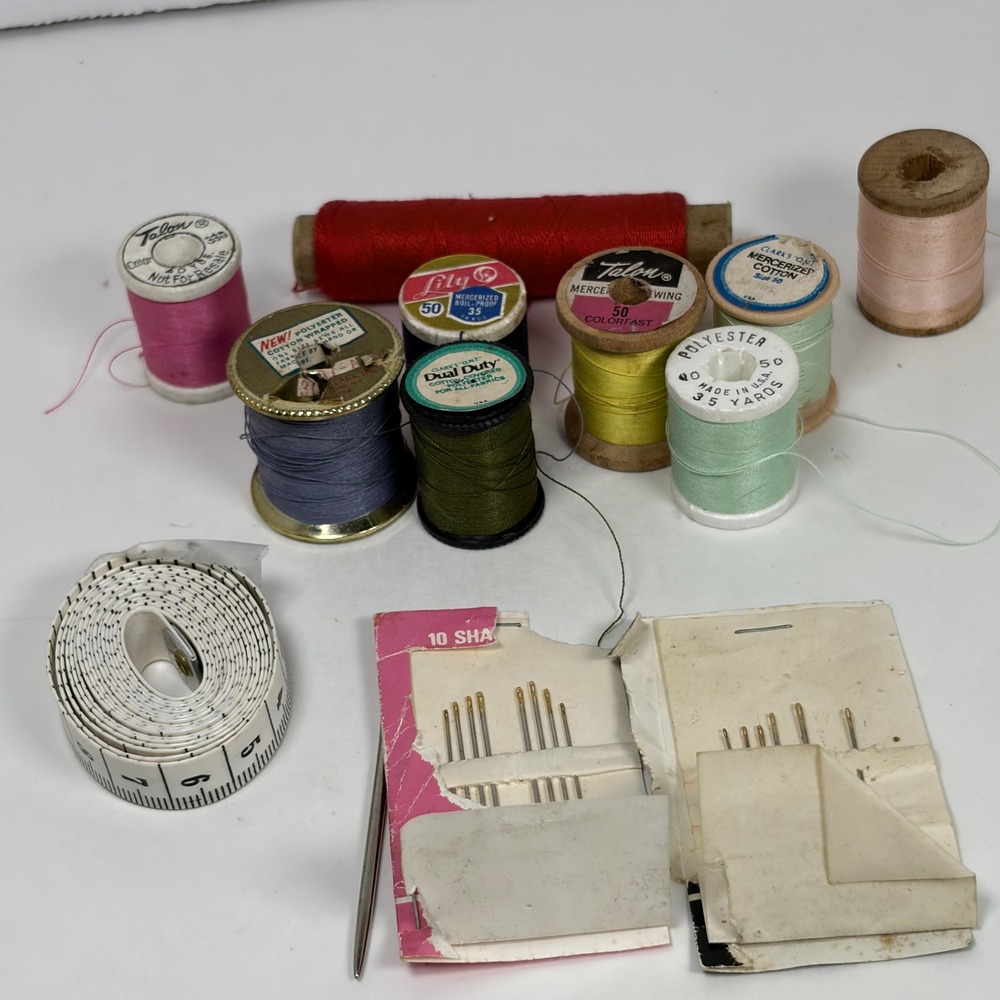 Vintage Craft Lot Sewing Items Thread Spools Needles Tape Measure Multi-brand